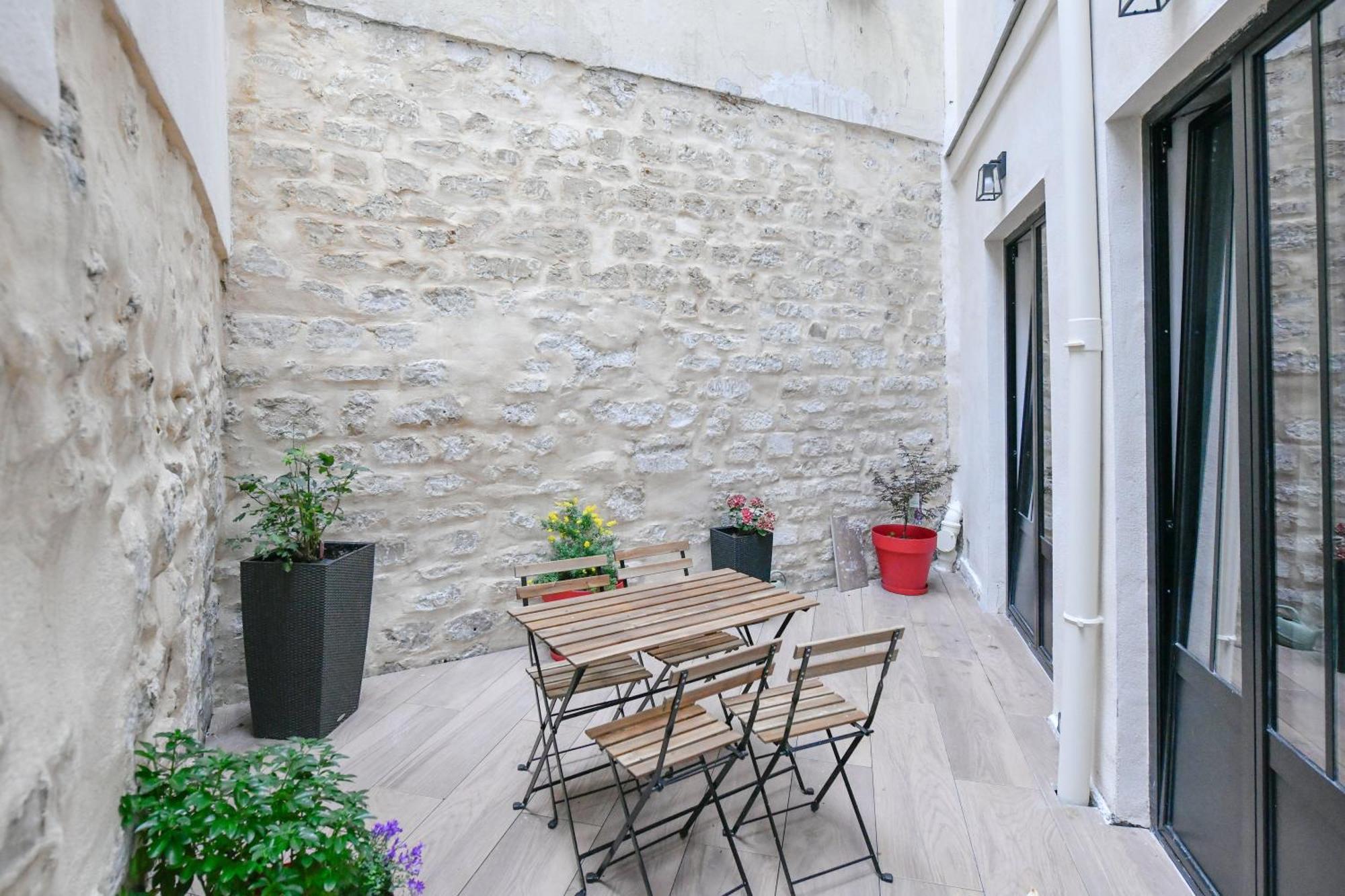 Parking Gratuit - Montmartre Charme & Patio Prive - Sacre-Coeur Metro Anvers Paris Exterior foto